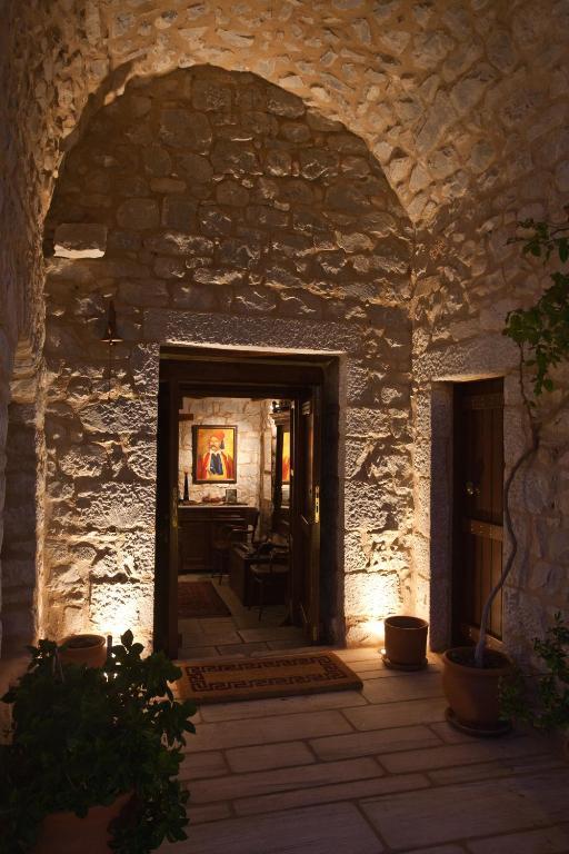 Mavromichalai Hotell Liménion Exteriör bild
